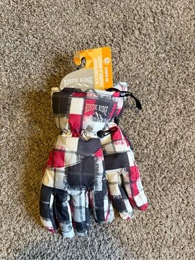 Rustic Ridge Women's Pink Black Plaid Waterproof Winter Gloves